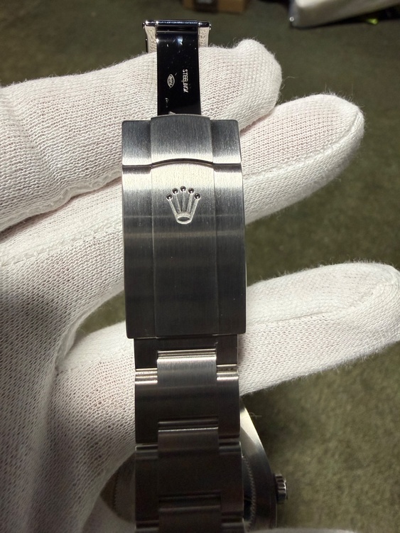 オイスターパーペチュアル41ミリ（高級時計）の商品画像 - 査定依頼日：2026年1月13日 - 最高査定価格：1,700,000円