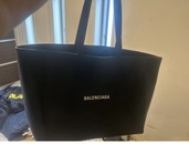 バレンシアガ（ブランドバッグ）の商品画像 - 査定依頼日：2026年3月7日 - 最高査定価格：81,000円