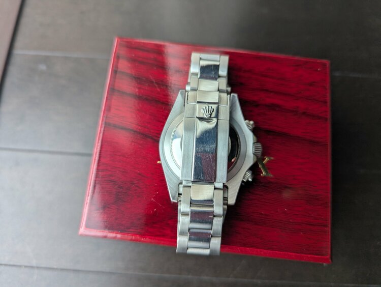 ロレックス デイトナ （高級時計）の商品画像 - 査定依頼日：2026年1月9日 - 最高査定価格：3,750,000円