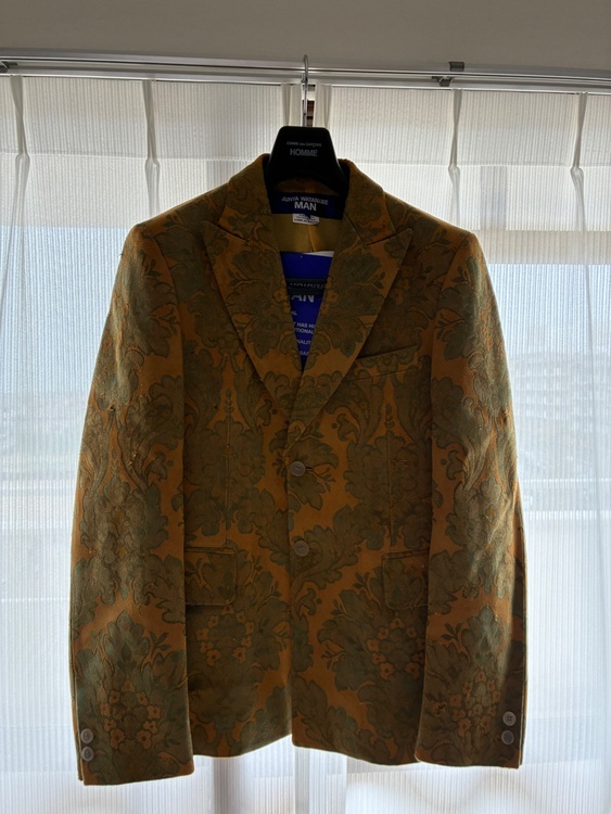 JUNYA WATANABE MAN 26ss ゴブラン織ジャケット（古着・ファッション）の商品画像 - 査定依頼日：2026年9月7日 - 最高査定価格：24,000円