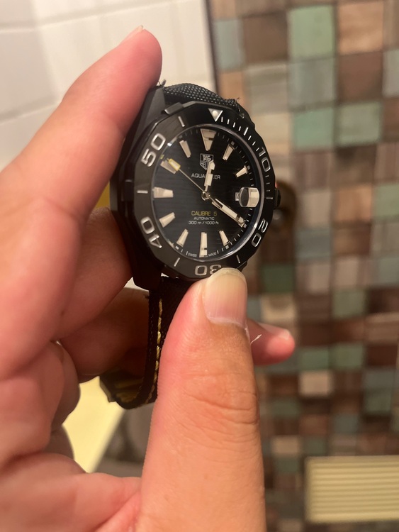 タグホイヤー アクアレーサー WAY218（高級時計）の商品画像 - 査定依頼日：2025年10月14日 - 最高査定価格：180,000円