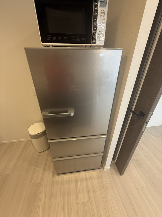 アクアの3ドア冷蔵庫「AQR-27K」（家電）の商品画像 - 査定依頼日：2026年1月19日 - 最高査定価格：4,000円