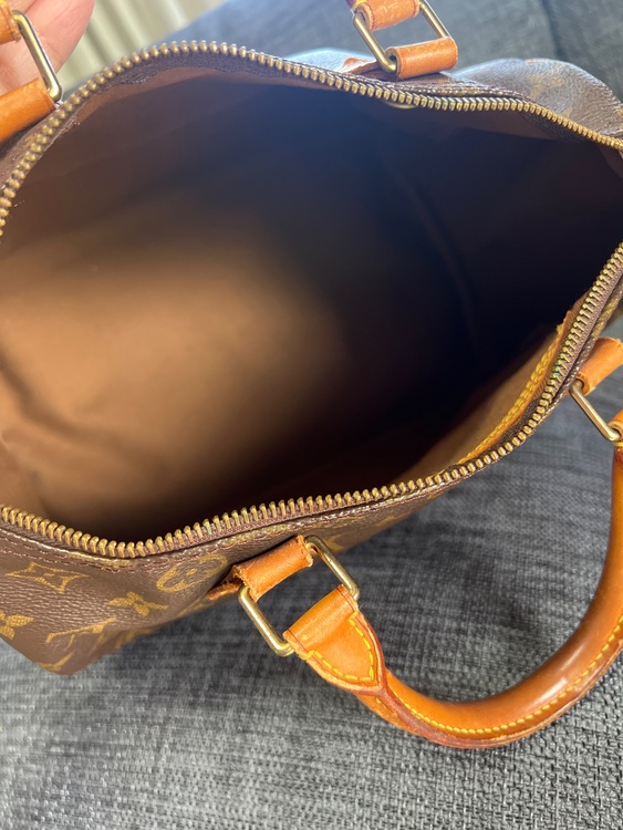 ルイヴィトン スピーディー （ブランドバッグ）の商品画像 - 査定依頼日：2025年11月29日 - 最高査定価格：25,000円