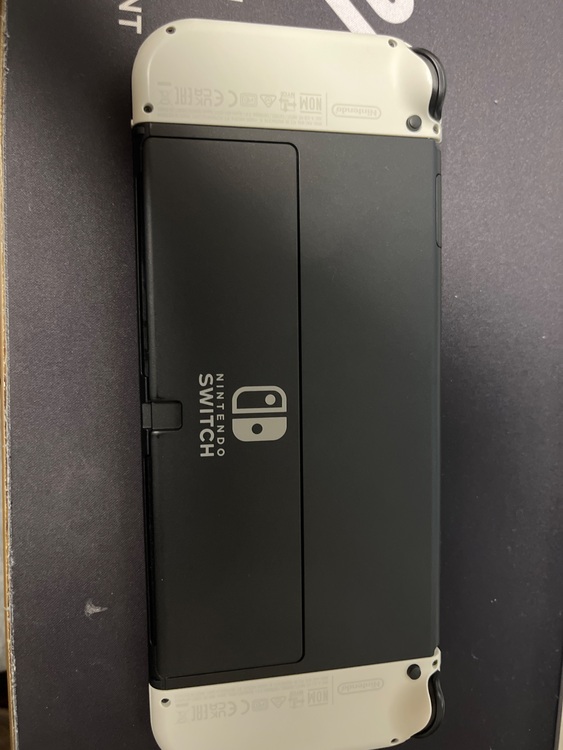 ニンテンドースイッチ有機EL（ゲーム機本体・ゲームソフト）の商品画像 - 査定依頼日：2025年10月25日 - 最高査定価格：13,000円