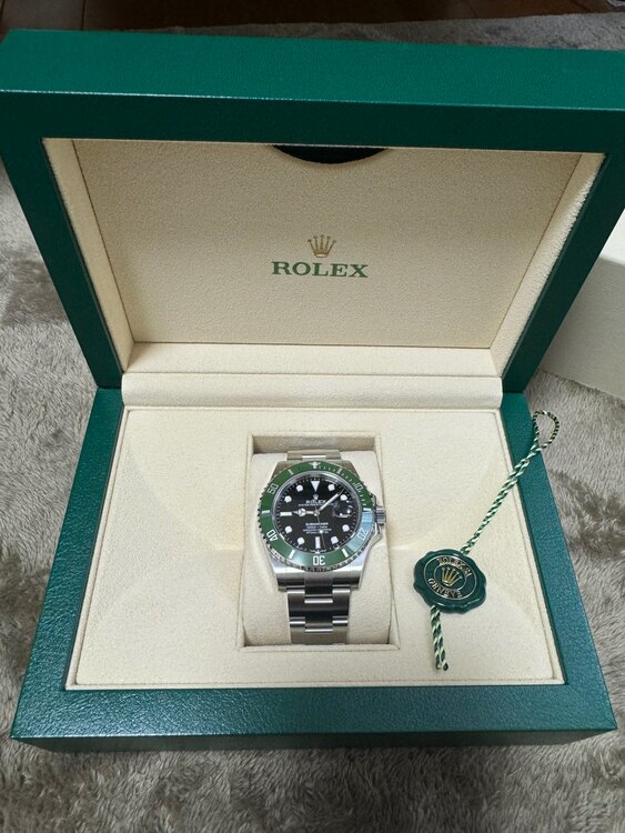 サブマリーナデイト（高級時計）の商品画像 - 査定依頼日：2025年2月19日 - 最高査定価格：2,300,000円