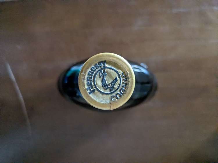 Hennessy XO（お酒）の商品画像 - 査定依頼日：2023年11月3日 - 最高査定価格：18,000円