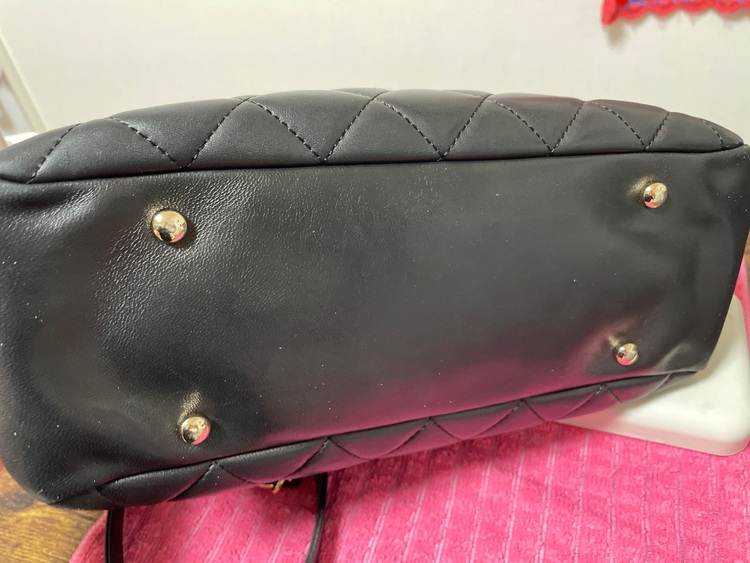 tote（ブランドバッグ）の商品画像 - 査定依頼日：2025年7月25日 - 最高査定価格：300,000円