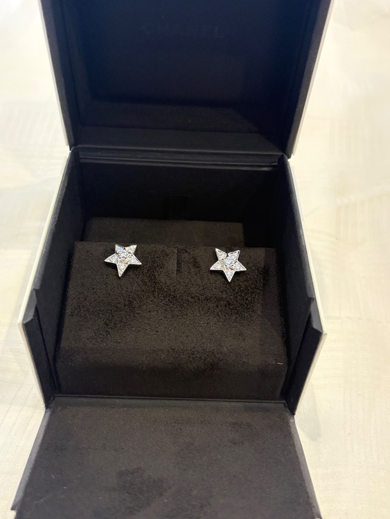 CHANEL コメットピアス（金・貴金属）の商品画像 - 査定依頼日：2025年8月24日 - 最高査定価格：300,000円