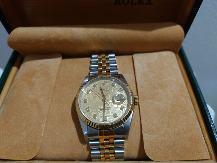 16233G（高級時計）の商品画像 - 査定依頼日：2026年1月22日 - 最高査定価格：1,100,000円