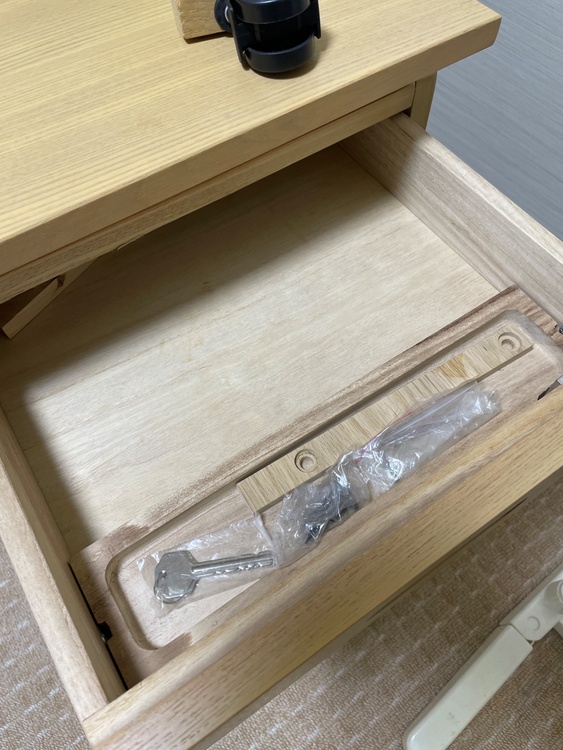 学習机（家具・寝具）の商品画像 - 査定依頼日：2026年4月2日 - 最高査定価格：5,000円