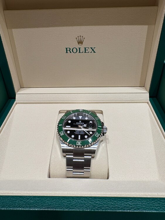 サブマリーナデイト（高級時計）の商品画像 - 査定依頼日：2025年5月14日 - 最高査定価格：2,190,000円