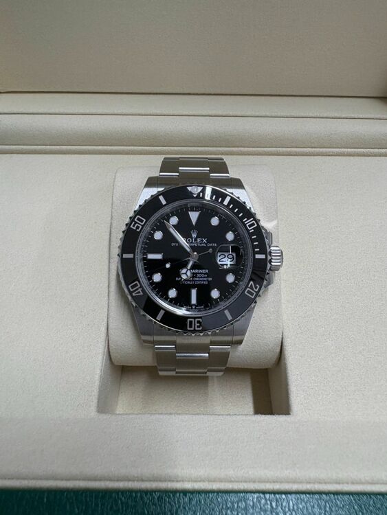 ロレックス サブマリーナー 126610L（高級時計）の商品画像 - 査定依頼日：2025年11月29日 - 最高査定価格：2,280,000円