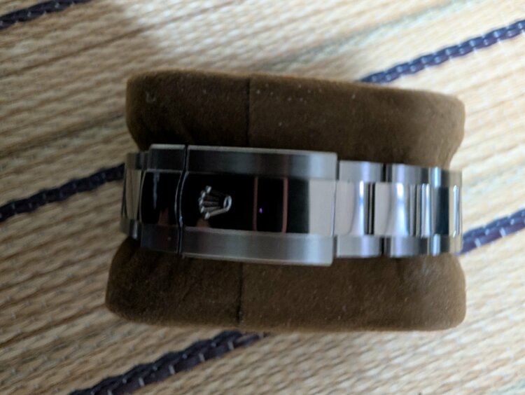 ロレックスデイトジャスト126234（高級時計）の商品画像 - 査定依頼日：2026年4月26日 - 最高査定価格：1,650,000円