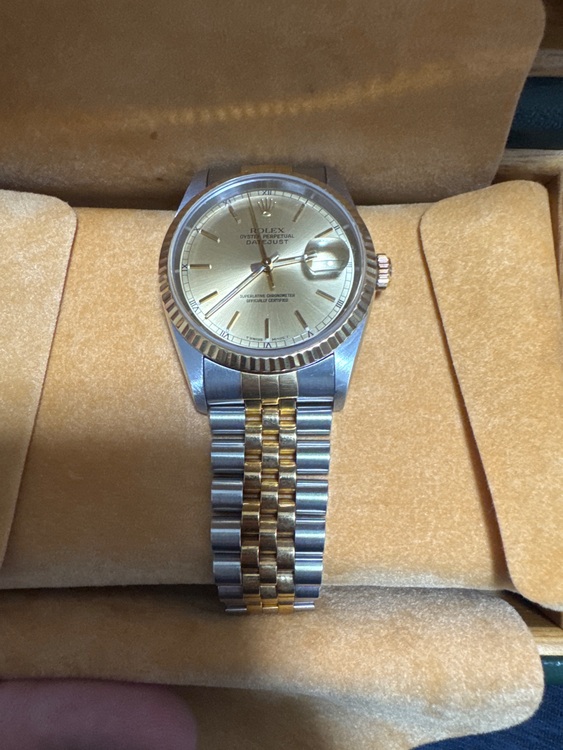 ロレックス その他 1623（高級時計）の商品画像 - 査定依頼日：2025年10月2日 - 最高査定価格：980,000円