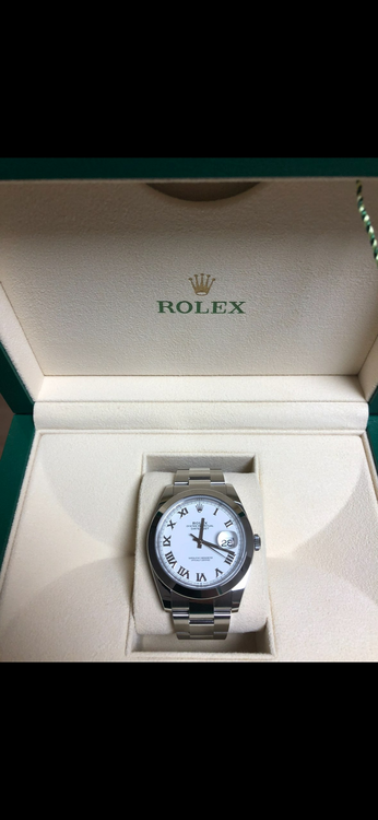 デイトジャスト41 126300（高級時計）の商品画像 - 査定依頼日：2025年1月21日 - 最高査定価格：1,300,000円