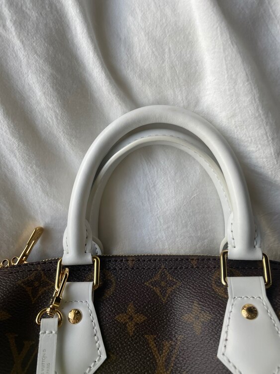 ルイヴィトン スピーディー （ブランドバッグ）の商品画像 - 査定依頼日：2025年1月4日 - 最高査定価格：210,000円