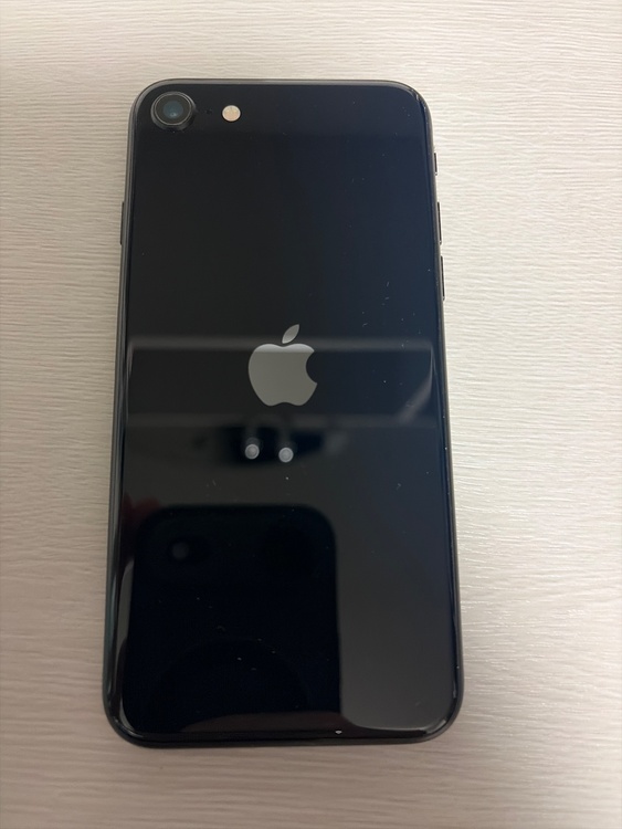 iPhone iPhone SE (第 3 世代) 64GB Softbank（スマホ）の商品画像 - 査定依頼日：2026年7月22日 - 最高査定価格：20,000円