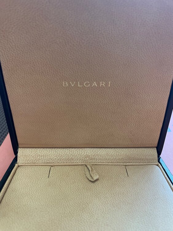 ブルガリ　ビー・ゼロワン　ネックレス（金・貴金属）の商品画像 - 査定依頼日：2024年1月28日 - 最高査定価格：130,000円