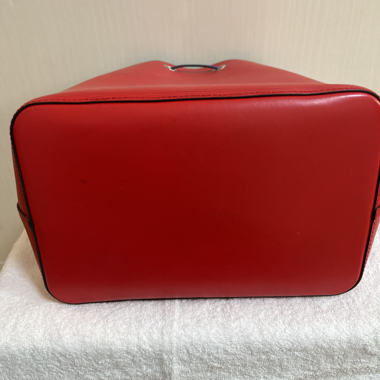 エピノエ（ブランドバッグ）の商品画像 - 査定依頼日：2025年2月3日 - 最高査定価格：100,000円