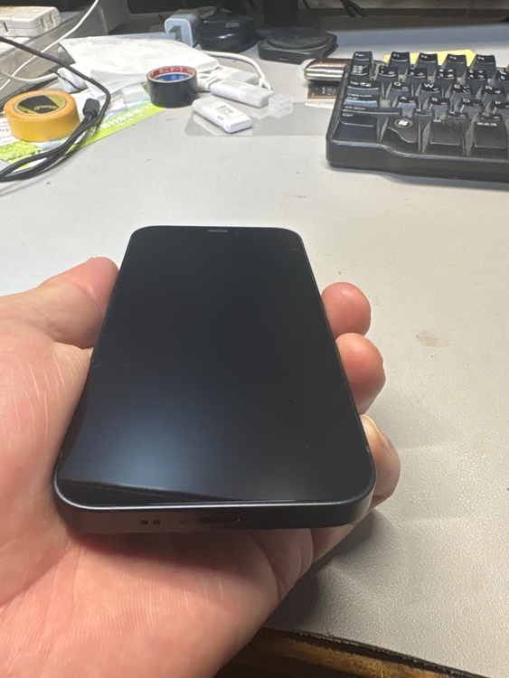 iPhone 12 mini 64GB docomo（スマホ）の商品画像 - 査定依頼日：2026年5月2日 - 最高査定価格：20,000円