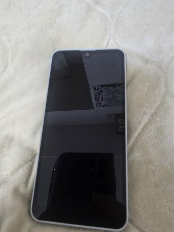 AQUOS AQUOS wish3 docomo（スマホ）の商品画像 - 査定依頼日：2026年6月7日 - 最高査定価格：5,000円