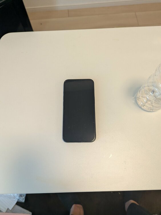 iPhone 13 512GB SIMフリー（スマホ）の商品画像 - 査定依頼日：2026年3月4日 - 最高査定価格：43,000円