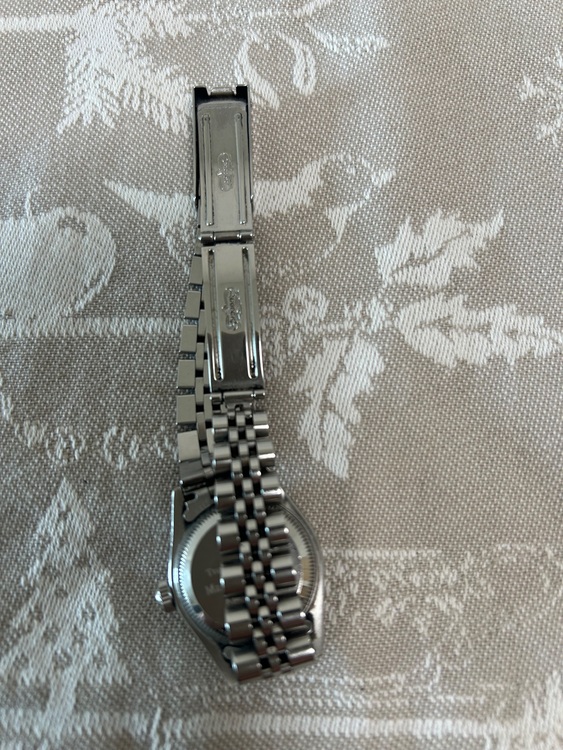 ロレックス デイトジャスト 6917（高級時計）の商品画像 - 査定依頼日：2025年7月1日 - 最高査定価格：680,000円