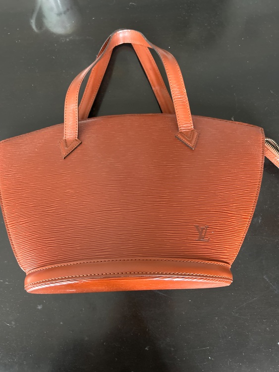 ルイヴィトン エピ （ブランドバッグ）の商品画像 - 査定依頼日：2025年10月4日 - 最高査定価格：40,000円