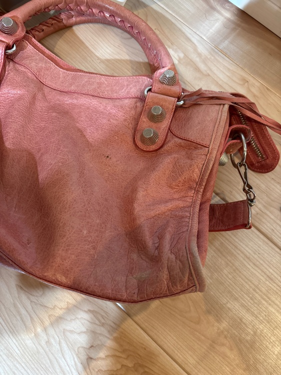 173084·2123（ブランドバッグ）の商品画像 - 査定依頼日：2025年10月29日 - 最高査定価格：80,000円