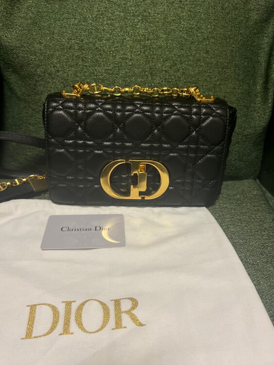 ディオール  （ブランドバッグ）の商品画像 - 査定依頼日：2025年2月21日 - 最高査定価格：250,000円