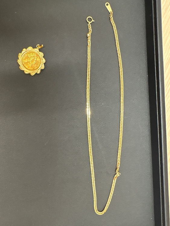 Volar de oro con dije（金・貴金属）の商品画像 - 査定依頼日：2026年8月29日 - 最高査定価格：520,000円