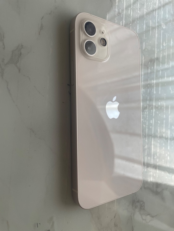 iPhone 12 128GB SIMフリー（スマホ）の商品画像 - 査定依頼日：2025年8月16日 - 最高査定価格：32,000円