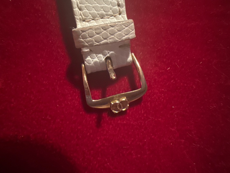 カルティエ タンク （高級時計）の商品画像 - 査定依頼日：2025年12月6日 - 最高査定価格：400,000円