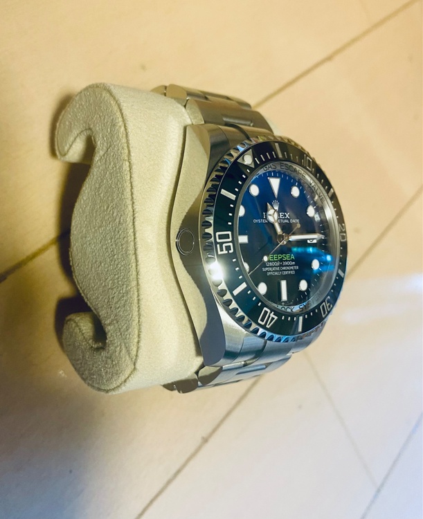 ディープシー136660（高級時計）の商品画像 - 査定依頼日：2026年1月24日 - 最高査定価格：2,350,000円