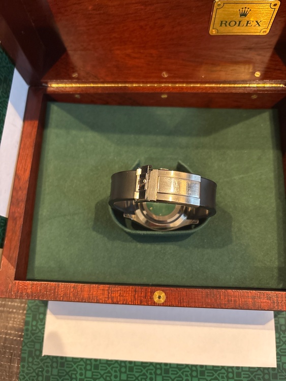 コスモグラフ　ホワイトゴールド（高級時計）の商品画像 - 査定依頼日：2026年2月25日 - 最高査定価格：5,500,000円