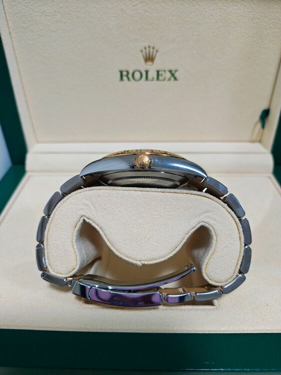 ロレックス デイトジャスト 126333（高級時計）の商品画像 - 査定依頼日：2025年7月26日 - 最高査定価格：1,900,000円