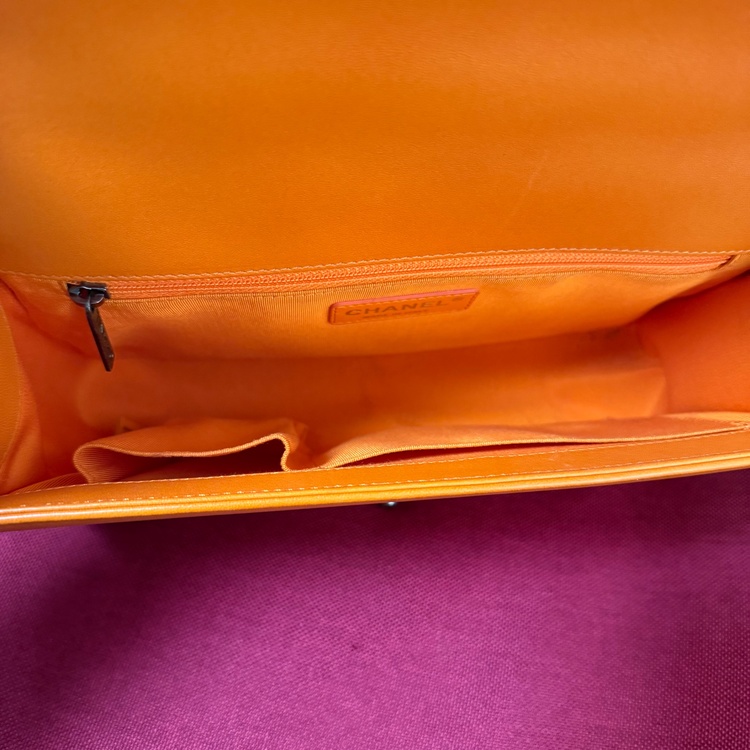 ボーイシャネル28 ラムスキン（ブランドバッグ）の商品画像 - 査定依頼日：2025年12月8日 - 最高査定価格：270,000円