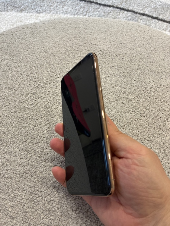 iPhone iPhone11 Pro Max 64GB Softbank（スマホ）の商品画像 - 査定依頼日：2026年10月7日 - 最高査定価格：26,500円