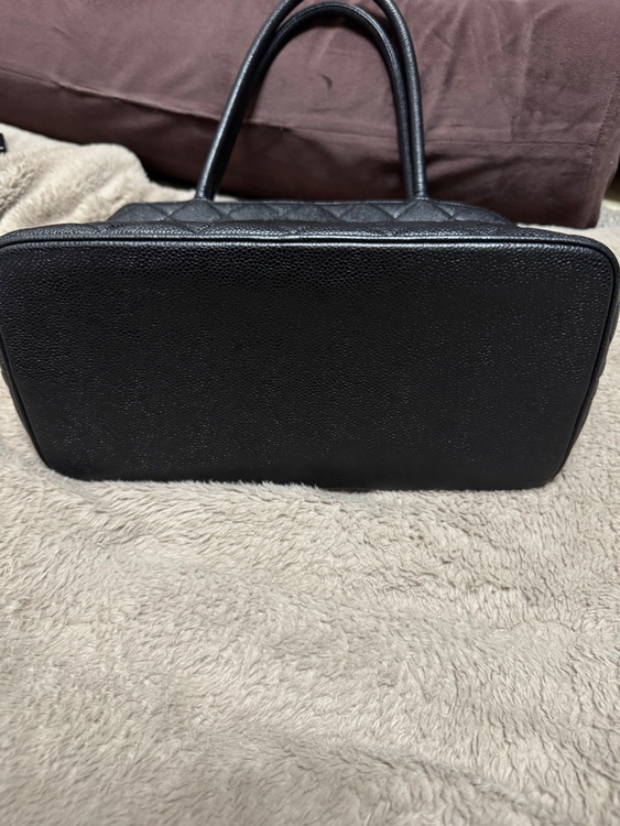 復刻トート（ブランドバッグ）の商品画像 - 査定依頼日：2026年3月24日 - 最高査定価格：185,000円