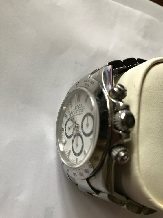 ロレックス デイトナ 1652（高級時計）の商品画像 - 査定依頼日：2025年4月18日 - 最高査定価格：4,500,000円