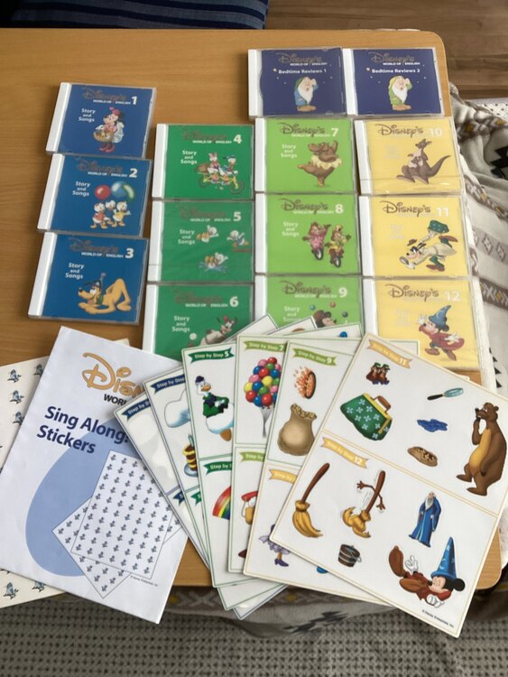 ディズニー英語システムフルセット（CD・DVD）の商品画像 - 査定依頼日：2025年4月15日 - 最高査定価格：3,000円