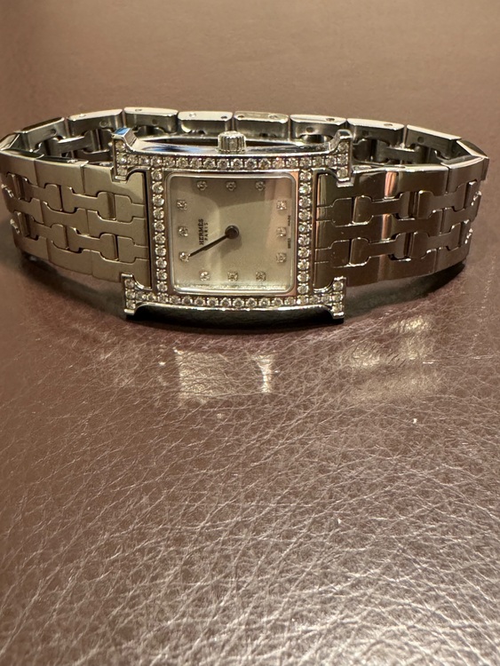 その他 その他 エルメス　Hうぉつ（高級時計）の商品画像 - 査定依頼日：2025年10月4日 - 最高査定価格：230,000円