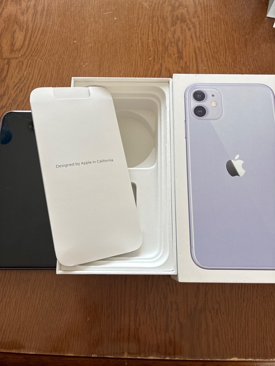 iPhone11 128GB au（スマホ）の商品画像 - 査定依頼日：2026年4月19日 - 最高査定価格：100,000円