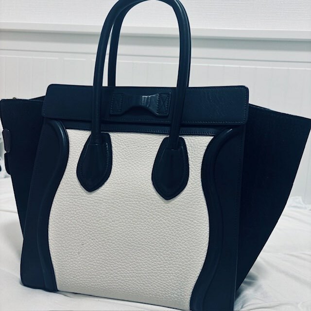 CELINE ラゲージバッグ マイクロ（ブランドバッグ）の商品画像 - 査定依頼日：2025年2月26日 - 最高査定価格：80,000円