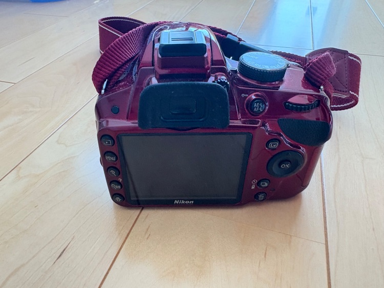 d3200（カメラ）の商品画像 - 査定依頼日：2025年8月31日 - 最高査定価格：15,000円