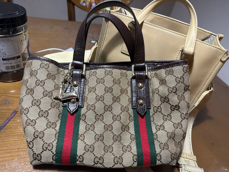 グッチ  （ブランドバッグ）の商品画像 - 査定依頼日：2025年5月22日 - 最高査定価格：30,000円