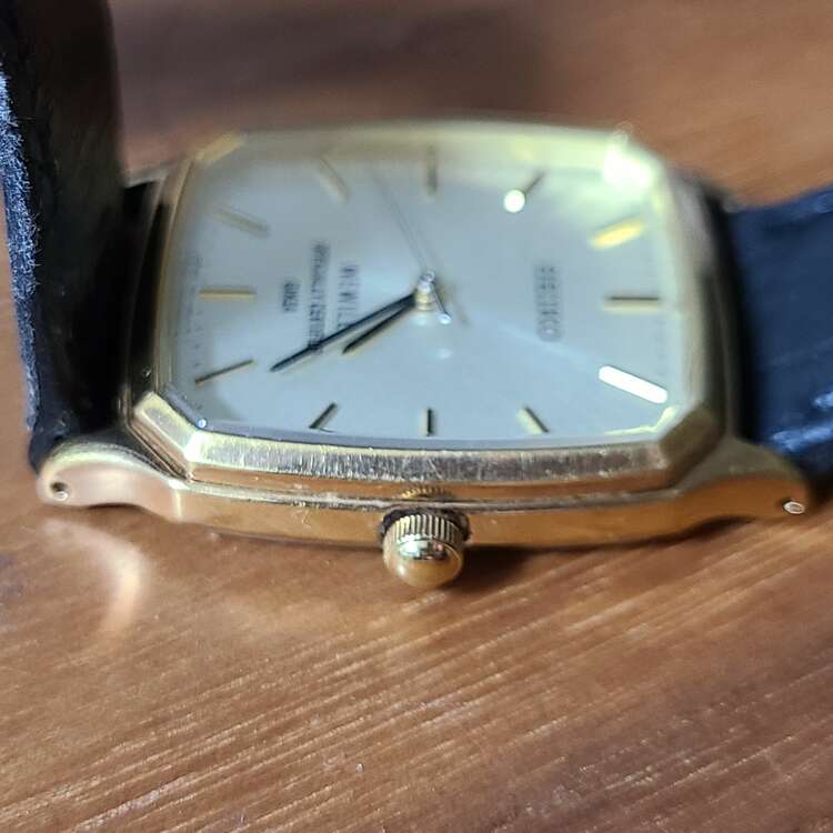 セイコー その他 7n01-hcz0 （高級時計）の商品画像 - 査定依頼日：2025年2月20日 - 最高査定価格：10,000円