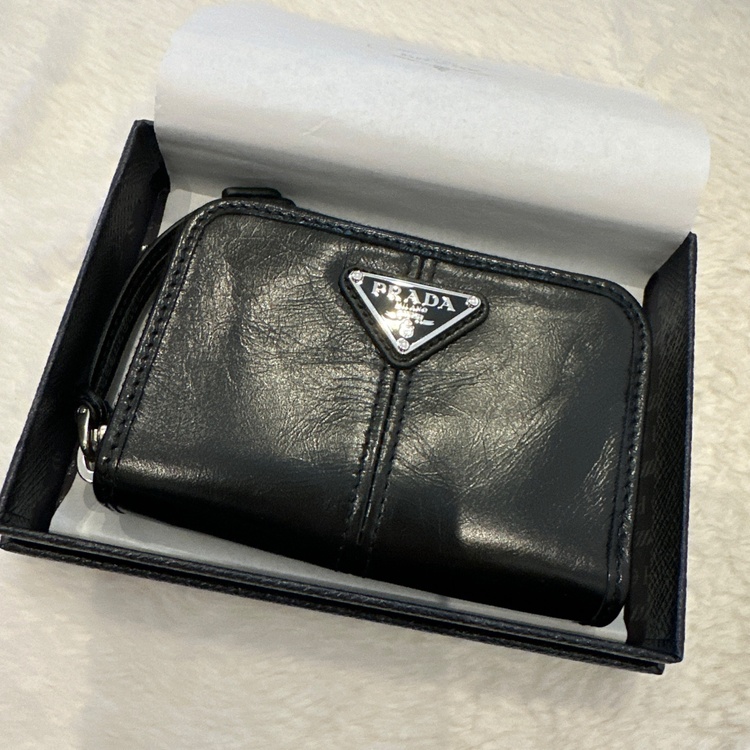 プラダ  （ブランドバッグ）の商品画像 - 査定依頼日：2026年3月15日 - 最高査定価格：70,000円