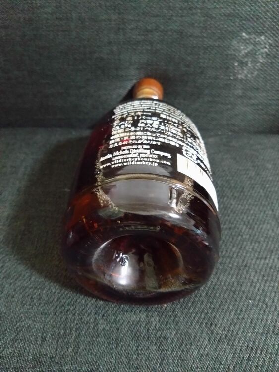 ワイルドターキー 14年（お酒）の商品画像 - 査定依頼日：2025年10月9日 - 最高査定価格：205,000円