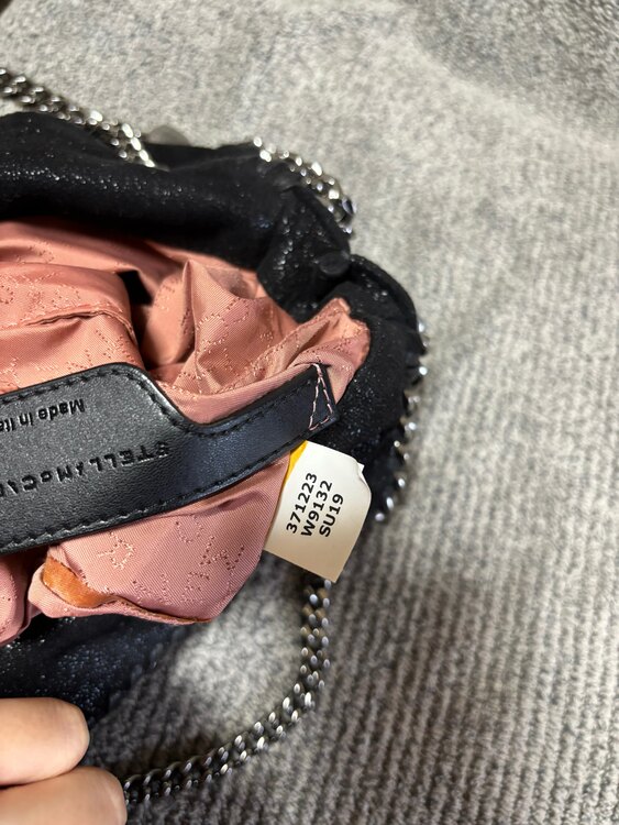 ファラベラミニトート（ブランドバッグ）の商品画像 - 査定依頼日：2025年4月15日 - 最高査定価格：100,000円